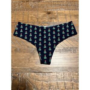 Victoria’s Secret Thong Seamless Panty NWT Christmas Tree Size Medium Novelty